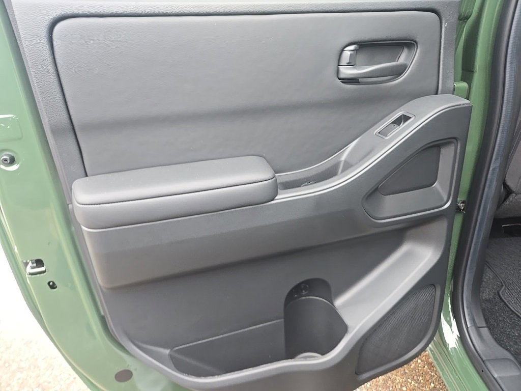 New 2026 Nissan Frontier SV image 35