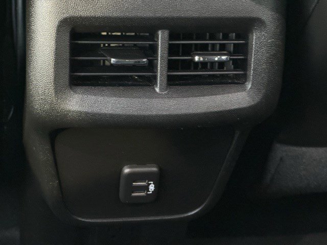 Used 2022 Chevrolet Equinox Premier image 30