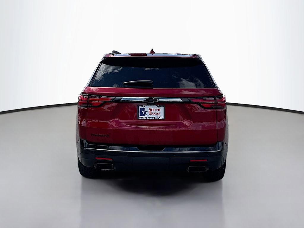 Used 2022 Chevrolet Traverse Premier w/ Redline Edition image 6