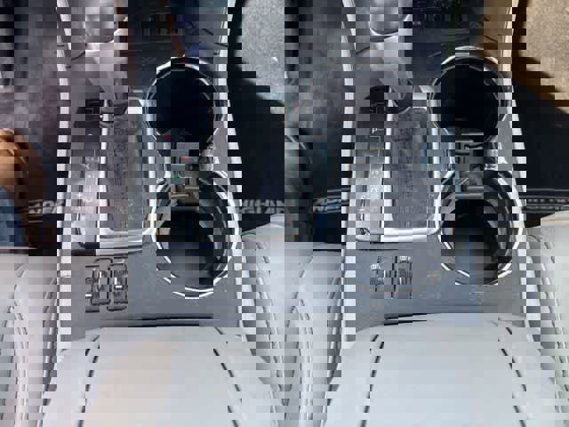 Used 2017 Toyota Highlander XLE FWD image 17