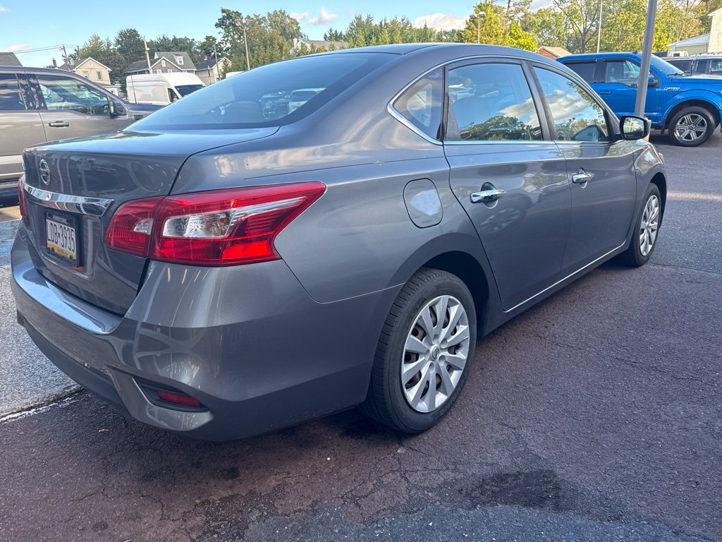 Used 2016 Nissan Sentra S FWD image 4