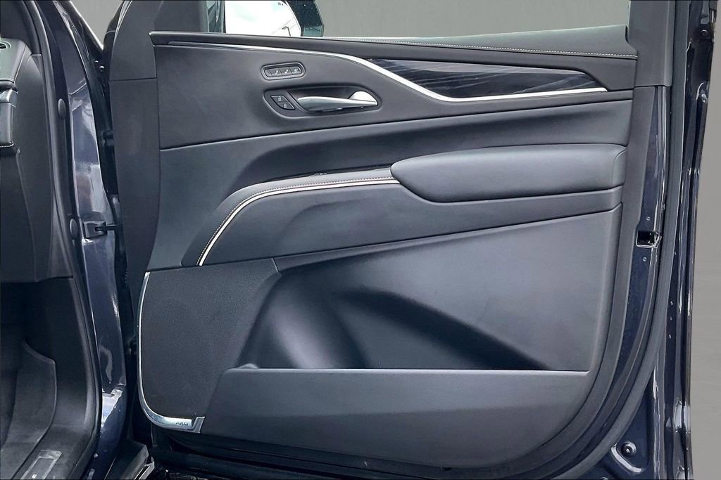 Used 2022 Cadillac Escalade Sport w/ Touring Package image 29