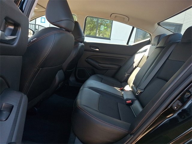 Used 2022 Nissan Altima 2.5 SR image 10