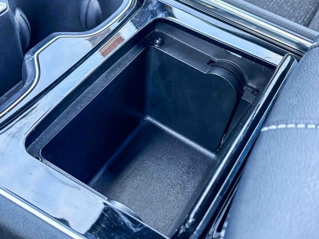 Used 2024 Chevrolet Traverse LT w/ Enhanced Driving Package image 34