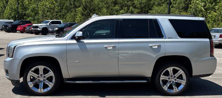 Used 2017 GMC Yukon SLT w/ HD Trailering Package RWD image 2
