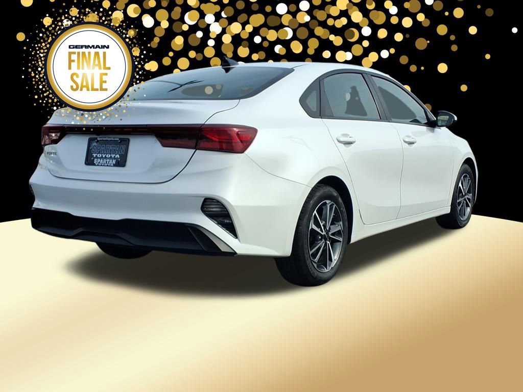 Used 2023 Kia Forte LXS image 10