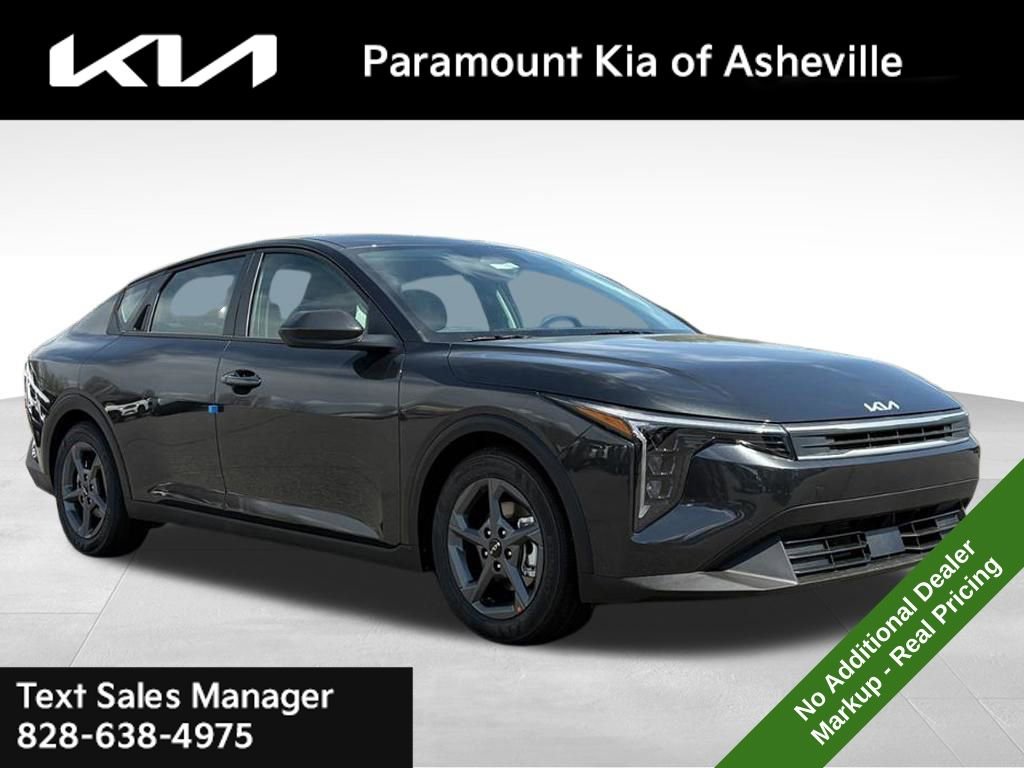 New 2026 Kia K4 LXS