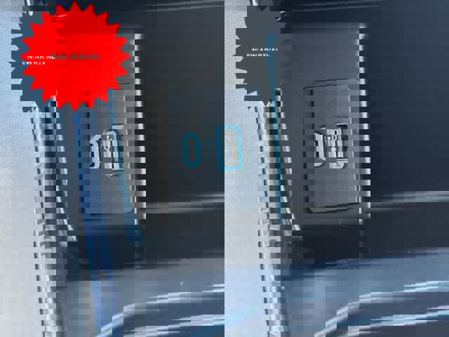 Used 2023 Ford F150 Lightning XLT AWD/4WD image 23