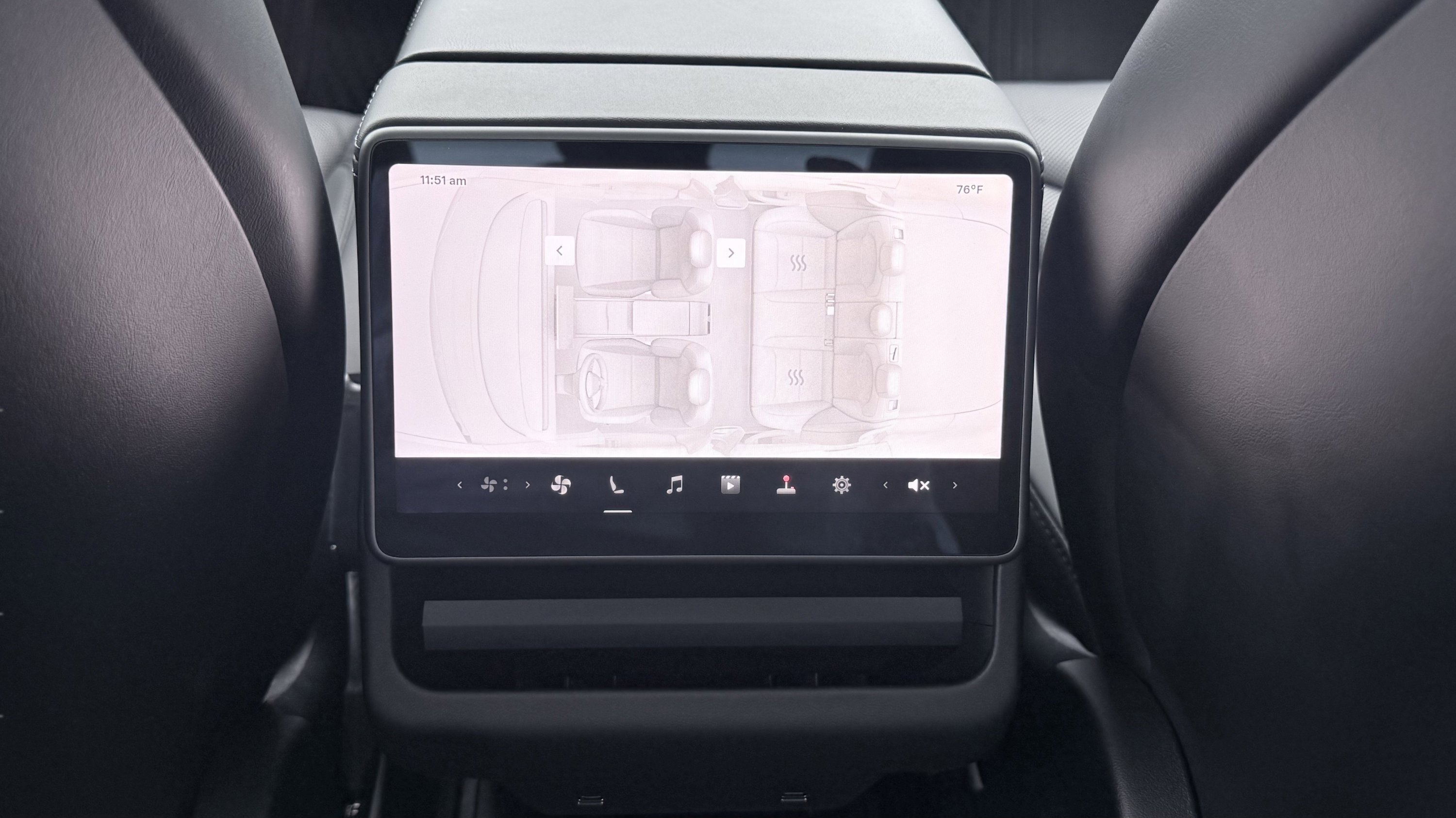 Used 2024 Tesla Model 3 Standard Range RWD image 47