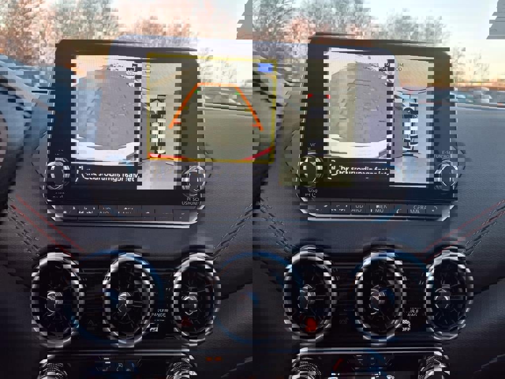 New 2025 Nissan Sentra SR w/ SR Premium Package image 26