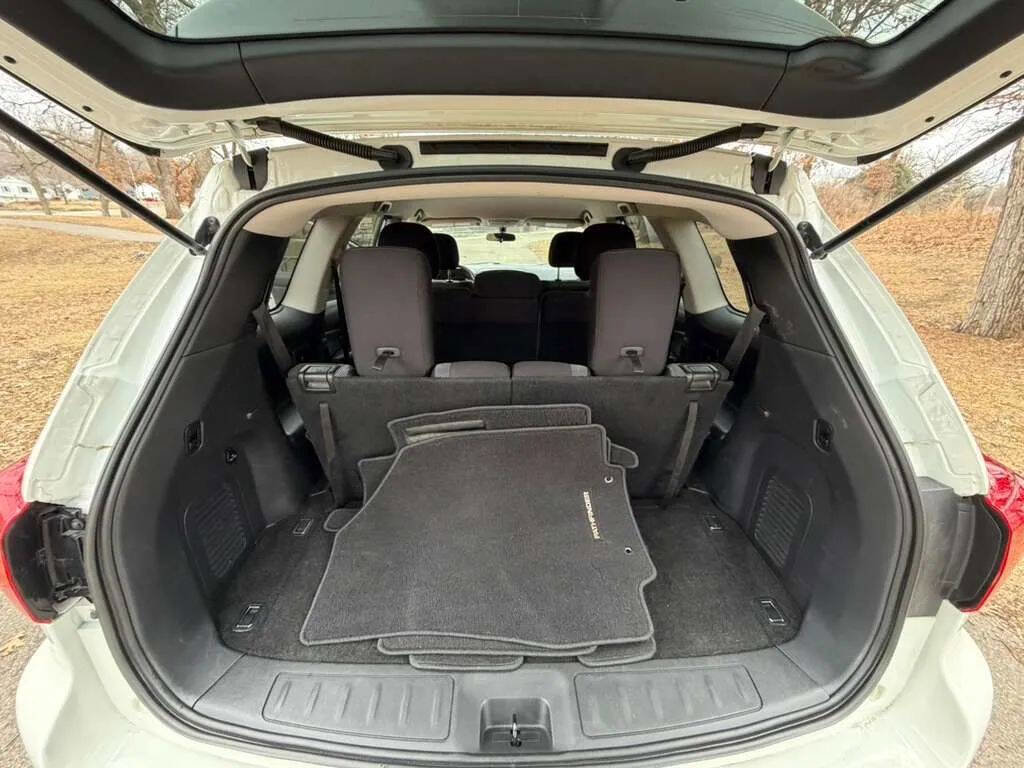 Used 2018 Nissan Pathfinder S AWD/4WD image 22