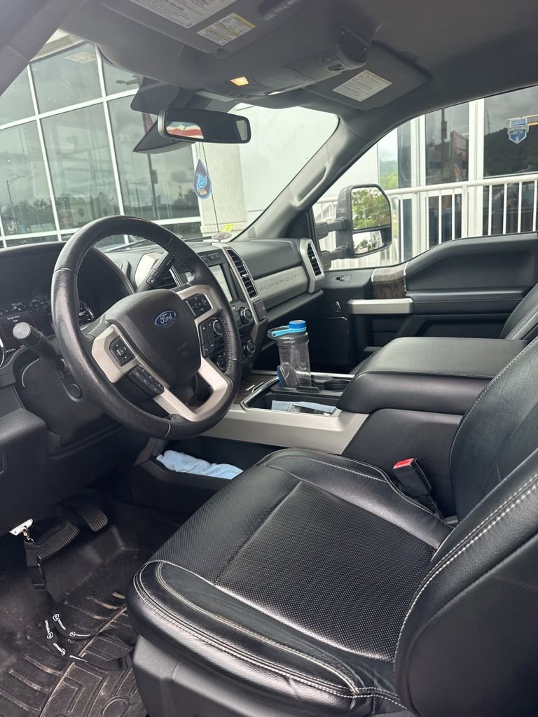 Used 2018 Ford F250 Lariat w/ Lariat Ultimate Package AWD/4WD image 15
