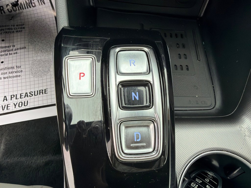 Used 2023 Hyundai Sonata Limited image 19