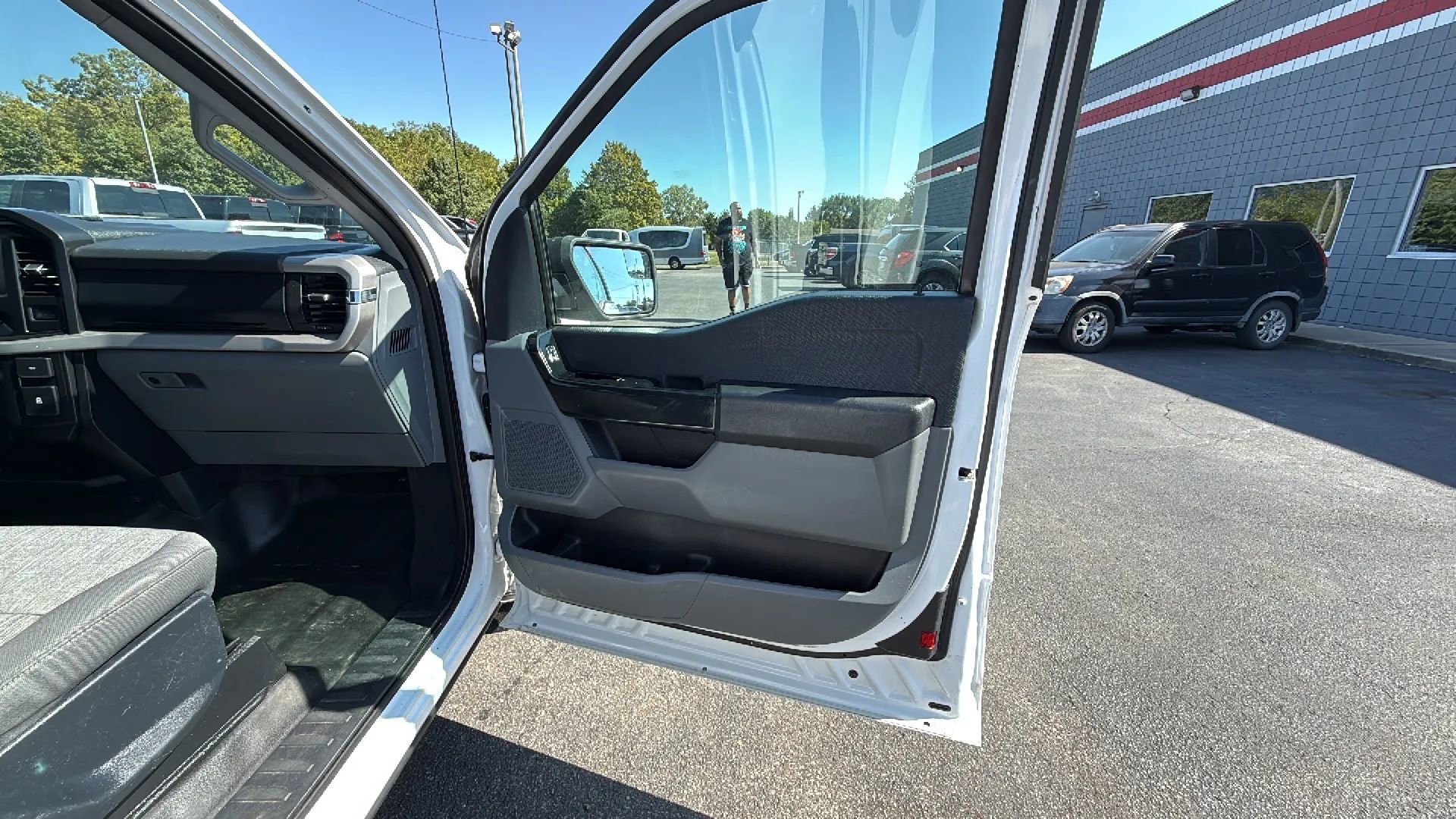 Used 2021 Ford F150 XL w/ Equipment Group 101A High RWD image 14