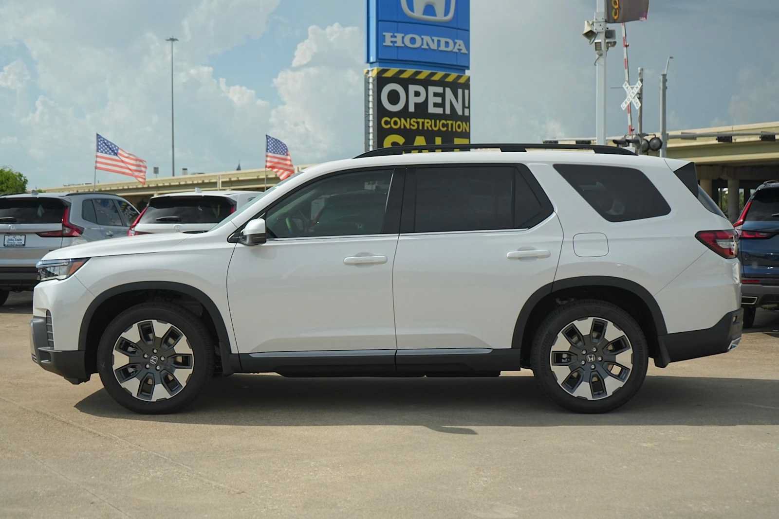 New 2026 Honda Pilot Elite image 3