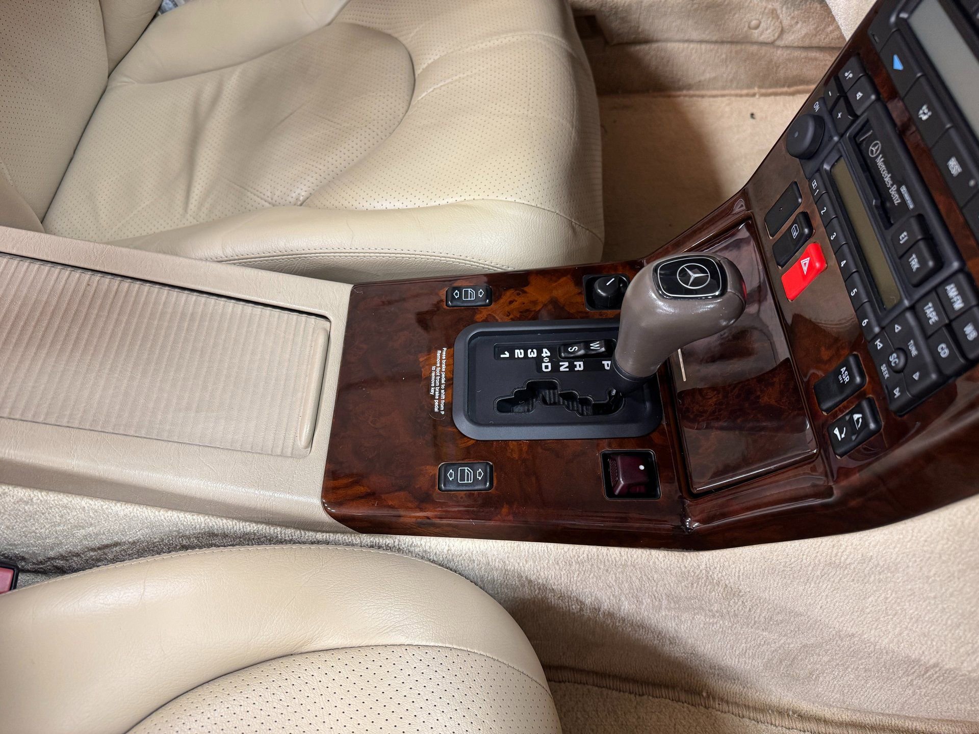 Used 1997 Mercedes-Benz SL 320 image 41