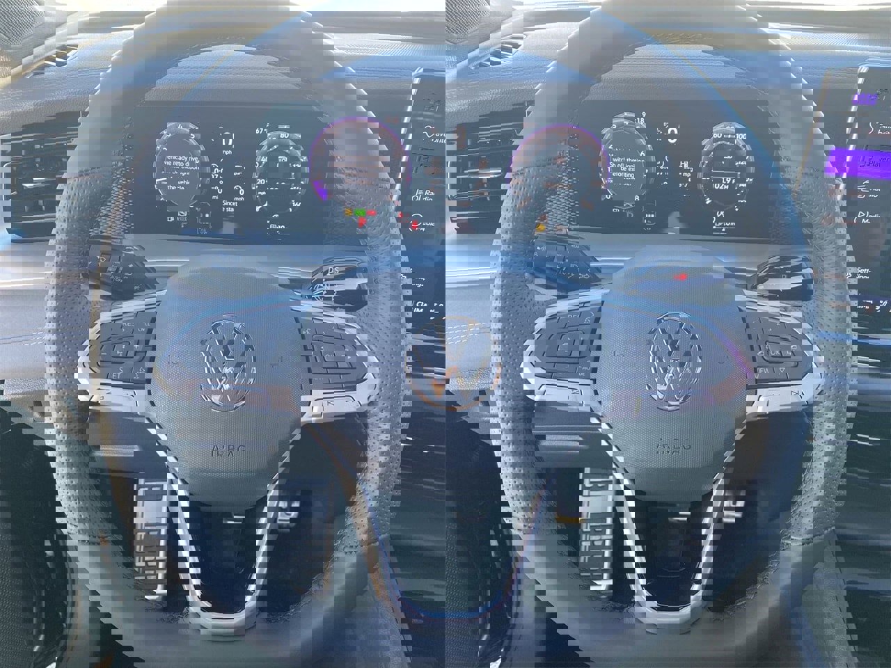 New 2026 Volkswagen Tiguan SE R-Line image 19