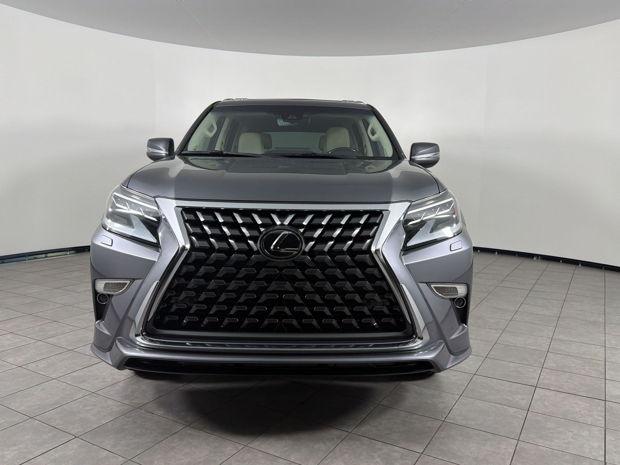 Used 2023 Lexus GX 460 Premium w/ Accessory Package AWD/4WD image 6