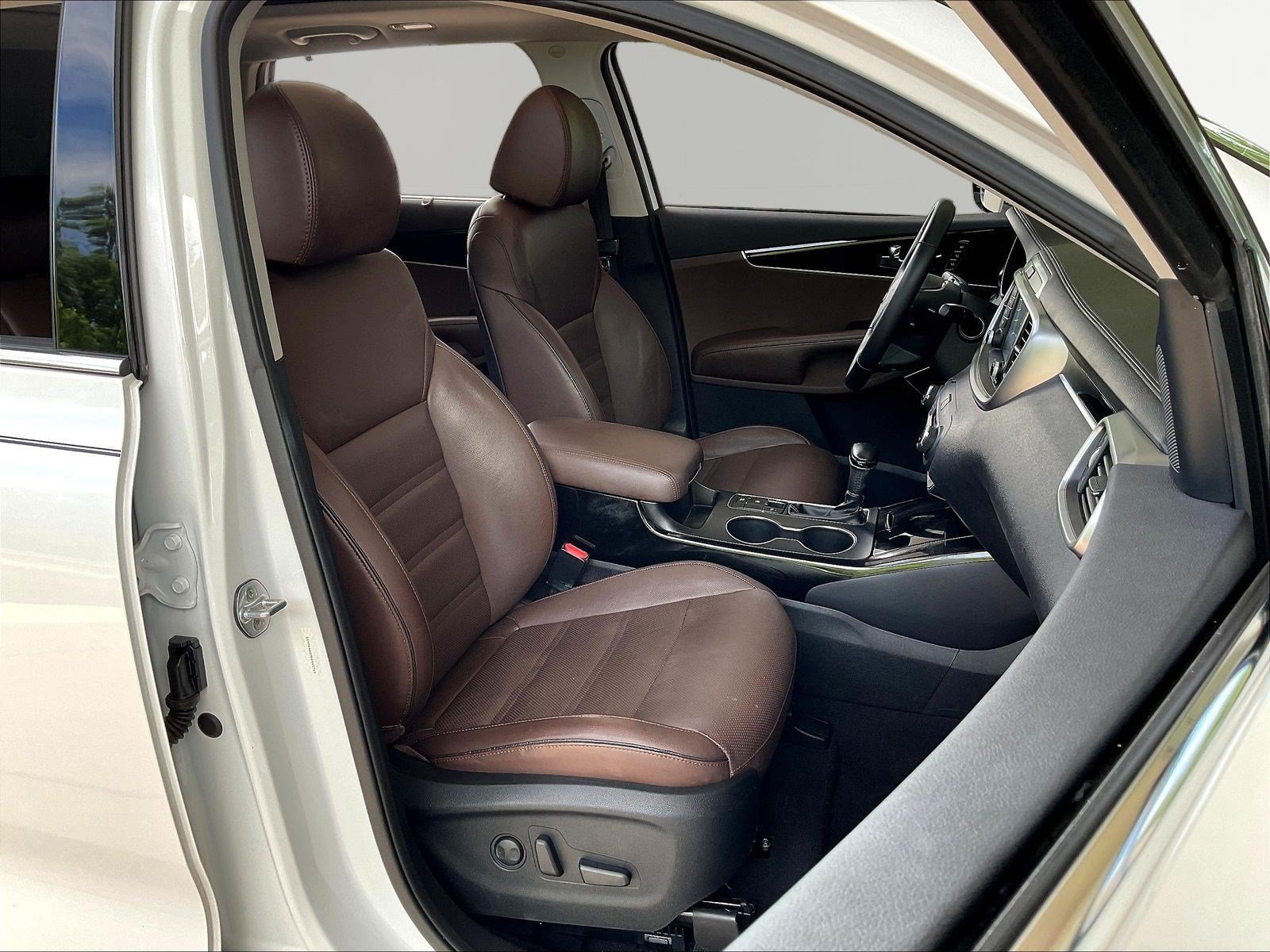 Used 2019 Kia Sorento SX FWD image 30