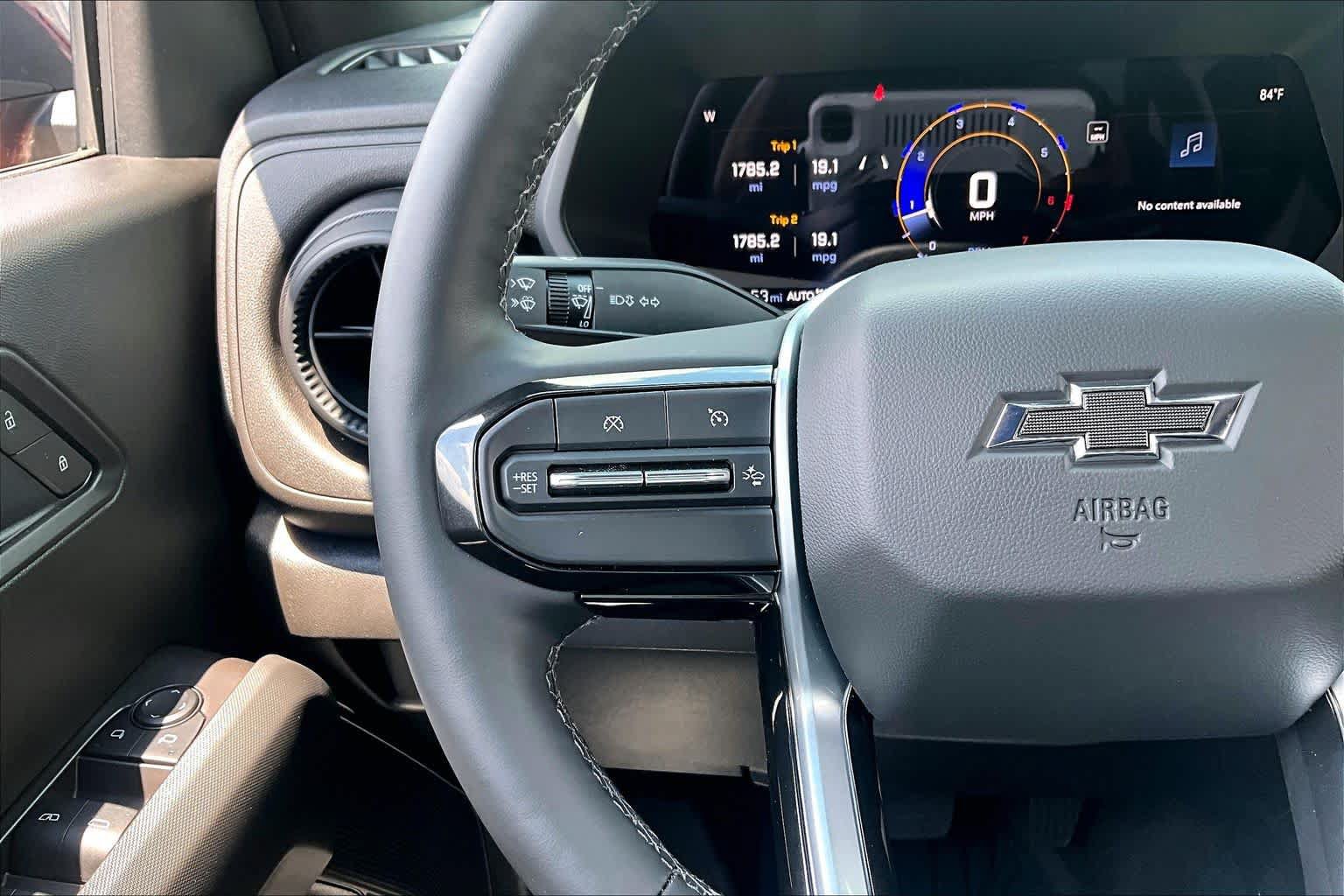 Used 2026 Chevrolet Colorado Trail Boss AWD/4WD image 24