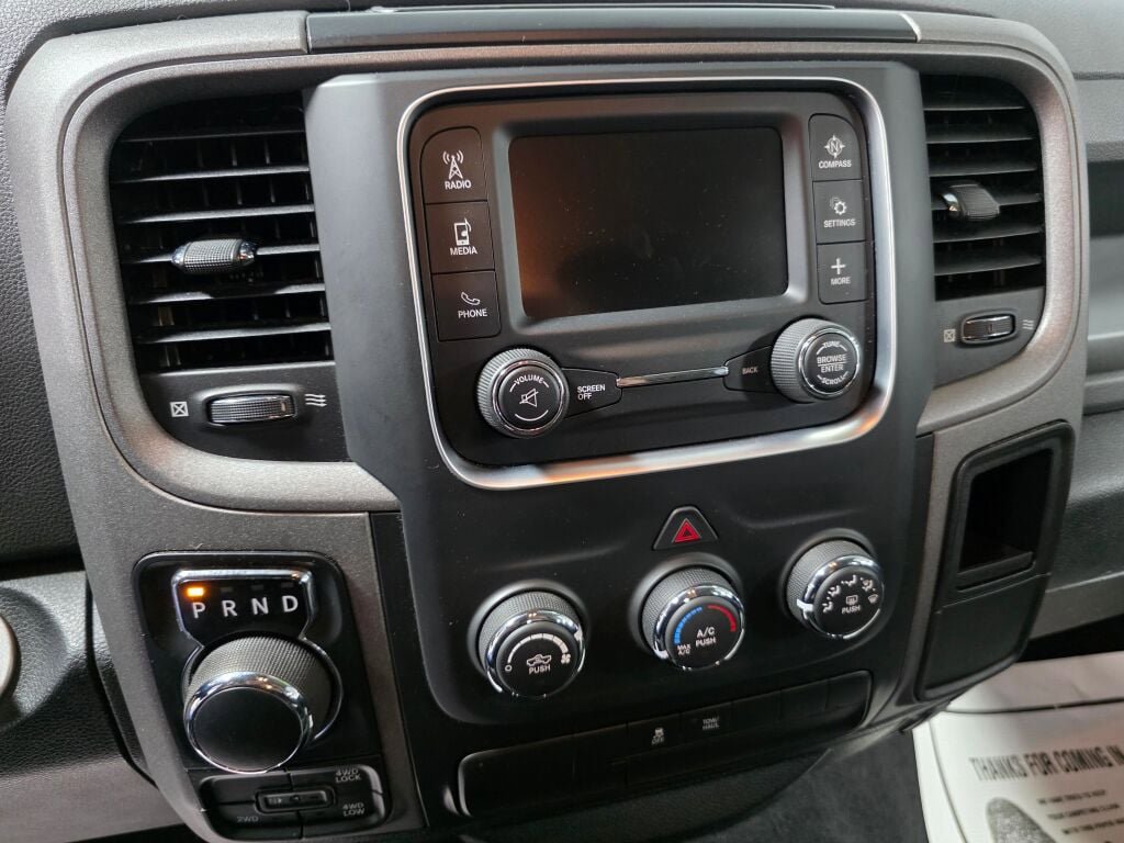 Used 2018 RAM 1500 Express AWD/4WD image 10