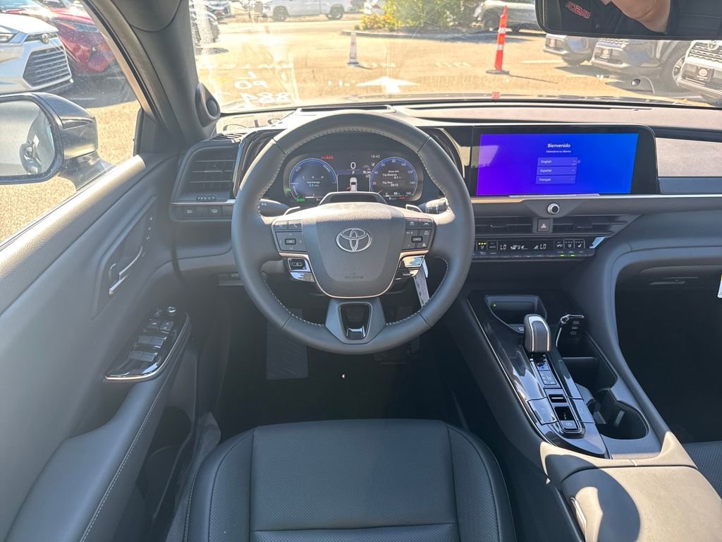 New 2026 Toyota Crown Platinum image 11