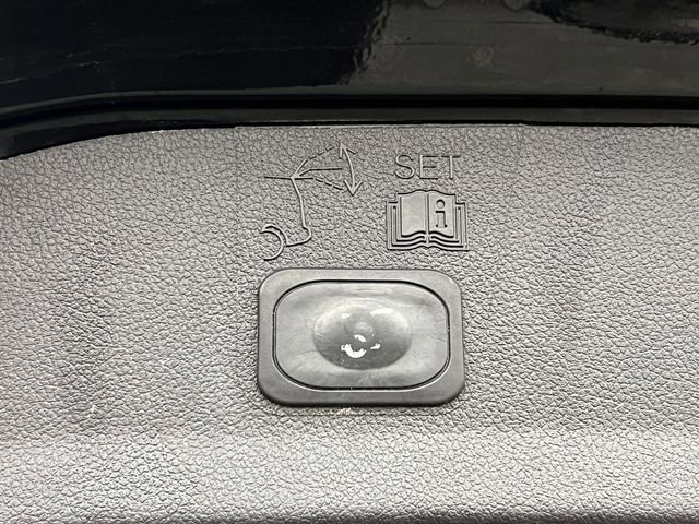 Used 2015 Ford Escape Titanium image 33