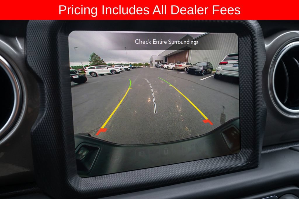 Used 2023 Jeep Gladiator Overland AWD/4WD image 15