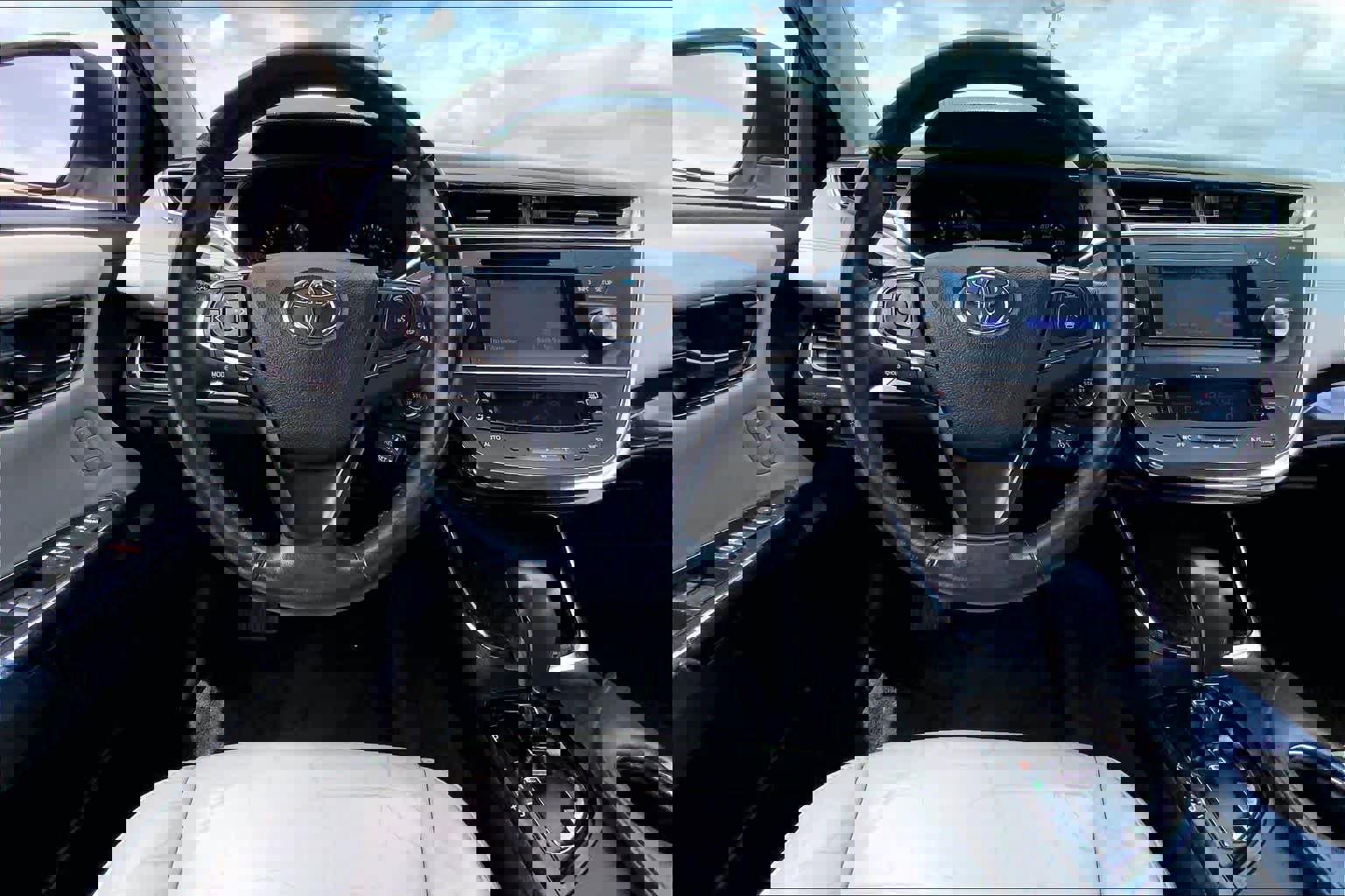 Used 2013 Toyota Avalon XLE Touring image 6