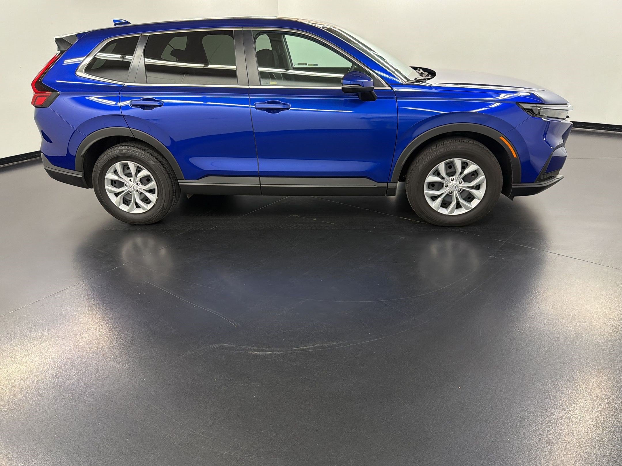 Certified 2025 Honda CR-V LX image 8