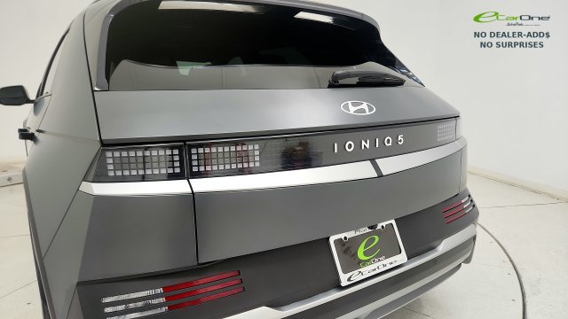 Used 2025 Hyundai Ioniq 5 SEL RWD image 26