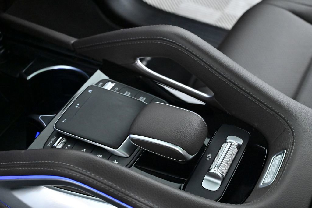 Used 2022 Mercedes-Benz GLS 450 4MATIC image 22