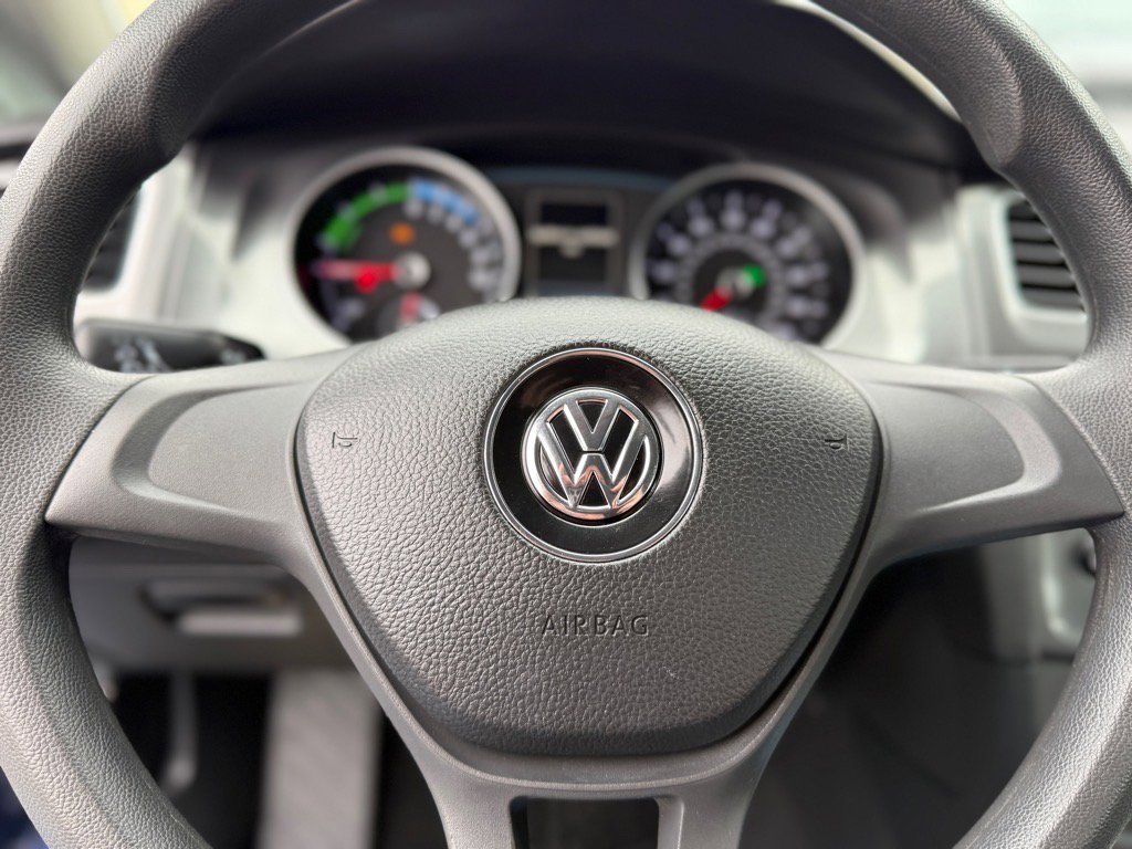 Used 2016 Volkswagen e-Golf SE image 31