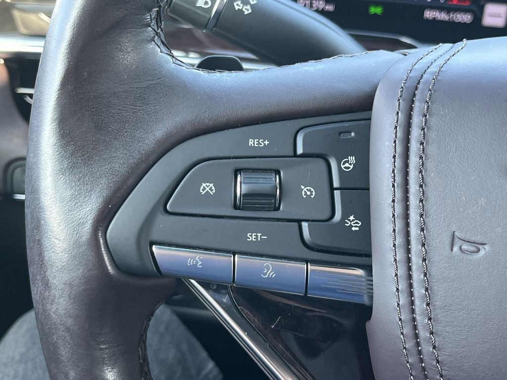 Used 2023 Cadillac Escalade Premium Luxury Platinum image 41