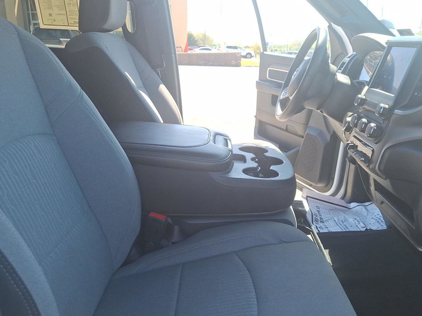 Used 2024 RAM 2500 Big Horn AWD/4WD image 17