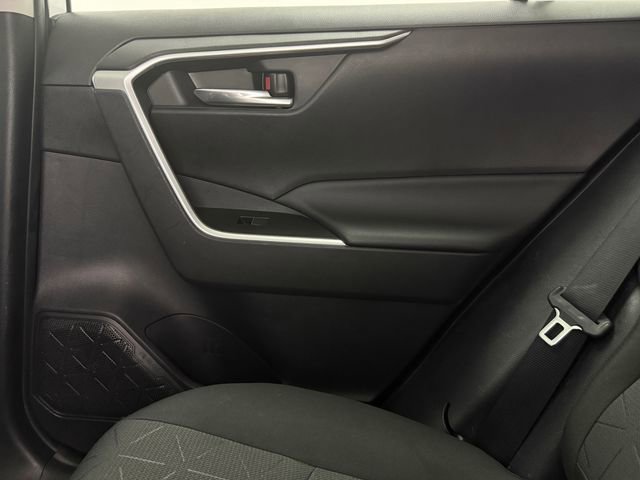 Used 2022 Toyota RAV4 XLE w/ Convenience Package FWD image 33