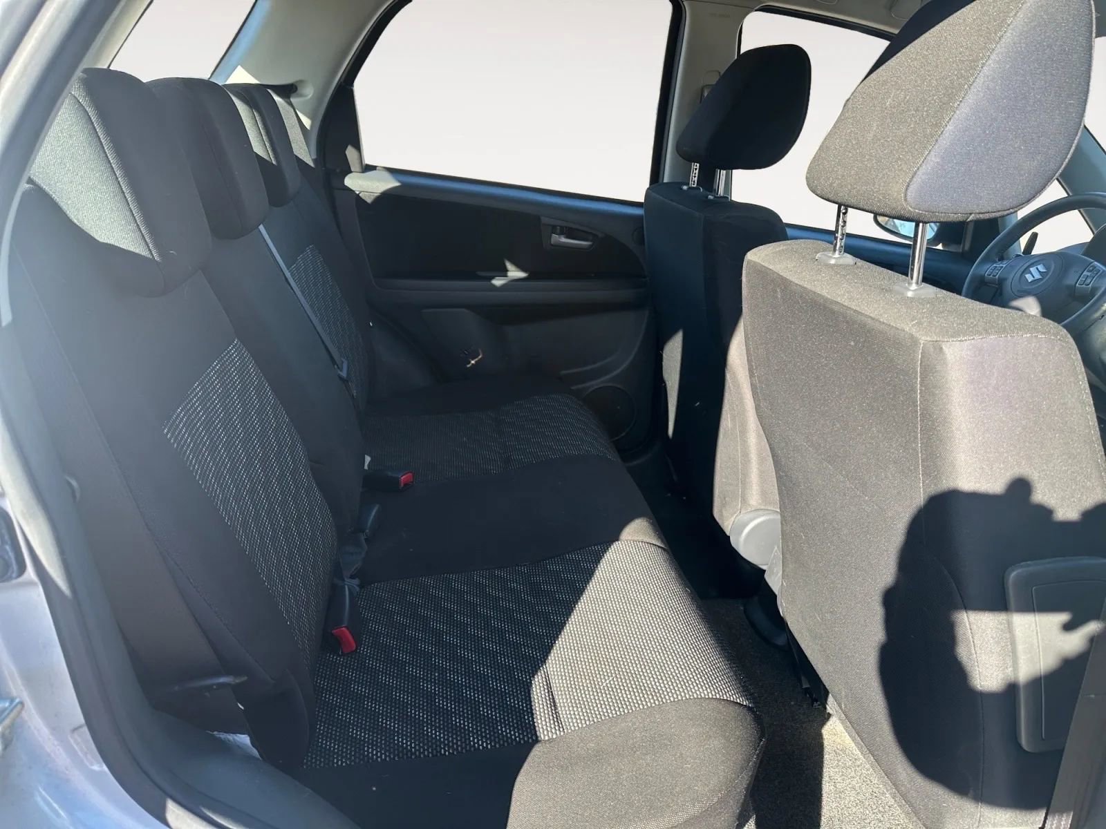 Used 2008 Suzuki SX4 AWD Hatchback w/ Touring Pkg image 14