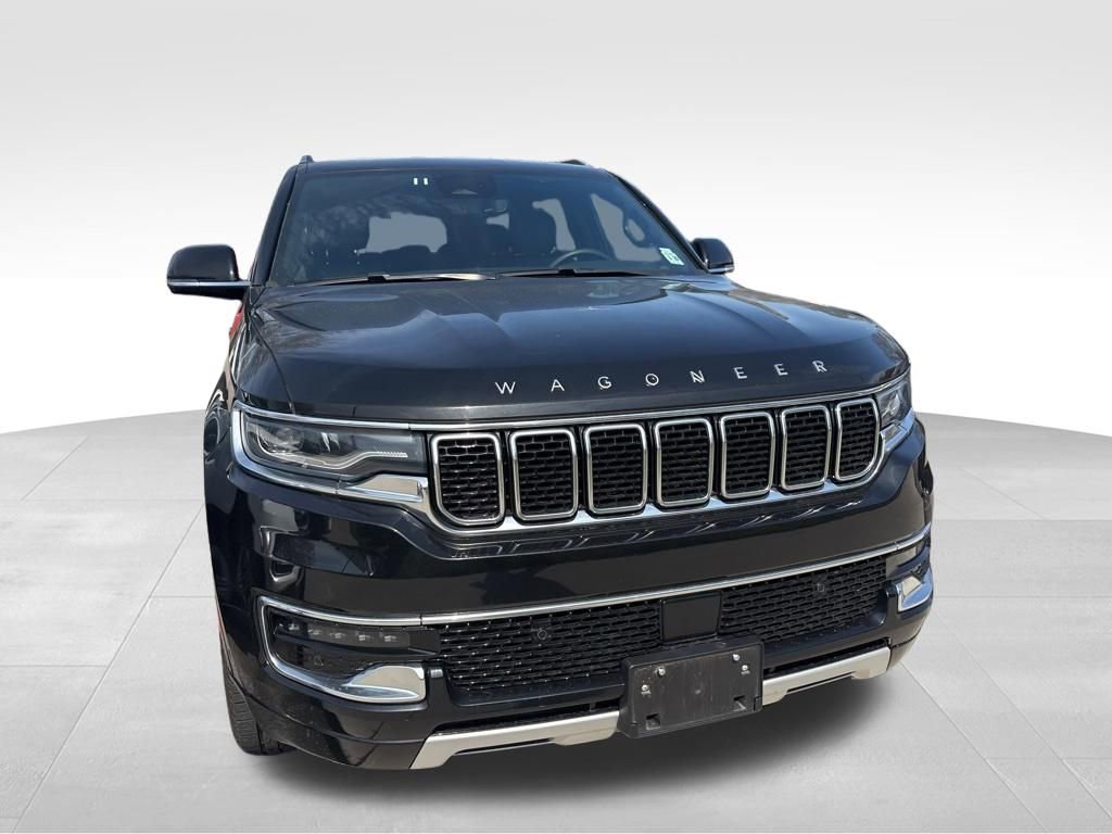 Used 2024 Jeep Wagoneer L Series II w/ Flexible Seating Group image 4