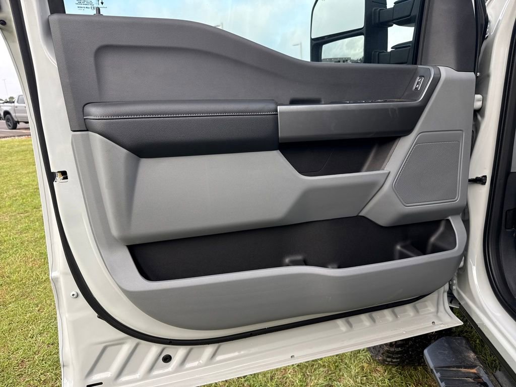 New 2026 Ford F250 XL w/ STX Appearance Package image 10