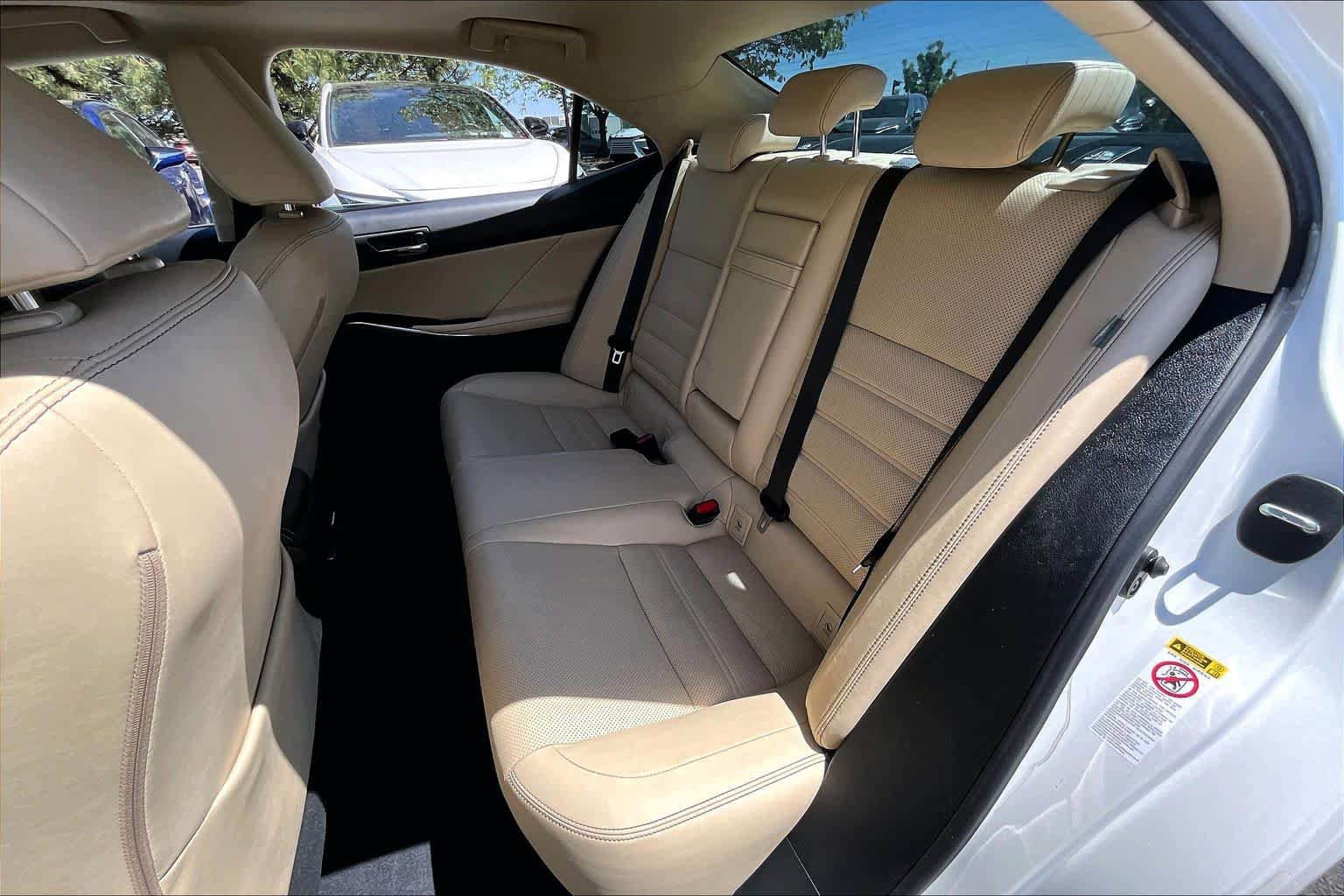 Used 2014 Lexus IS 250 w/ Luxury Package w/Brown Wood RWD image 19
