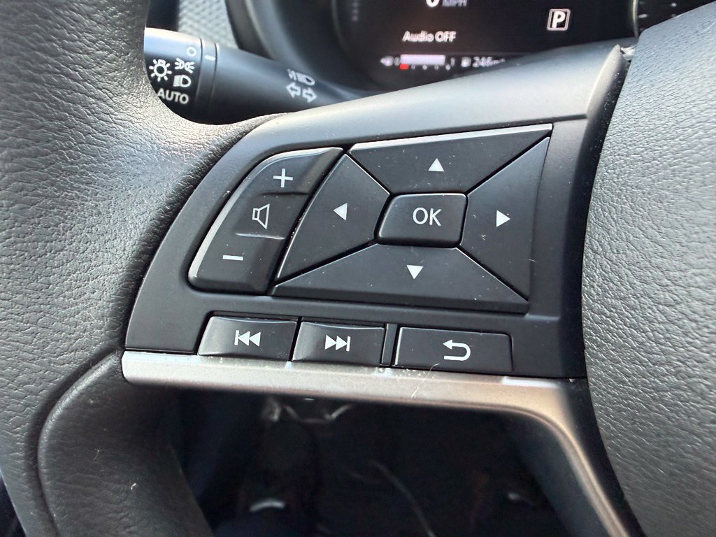 Used 2021 Nissan Kicks SV FWD image 17