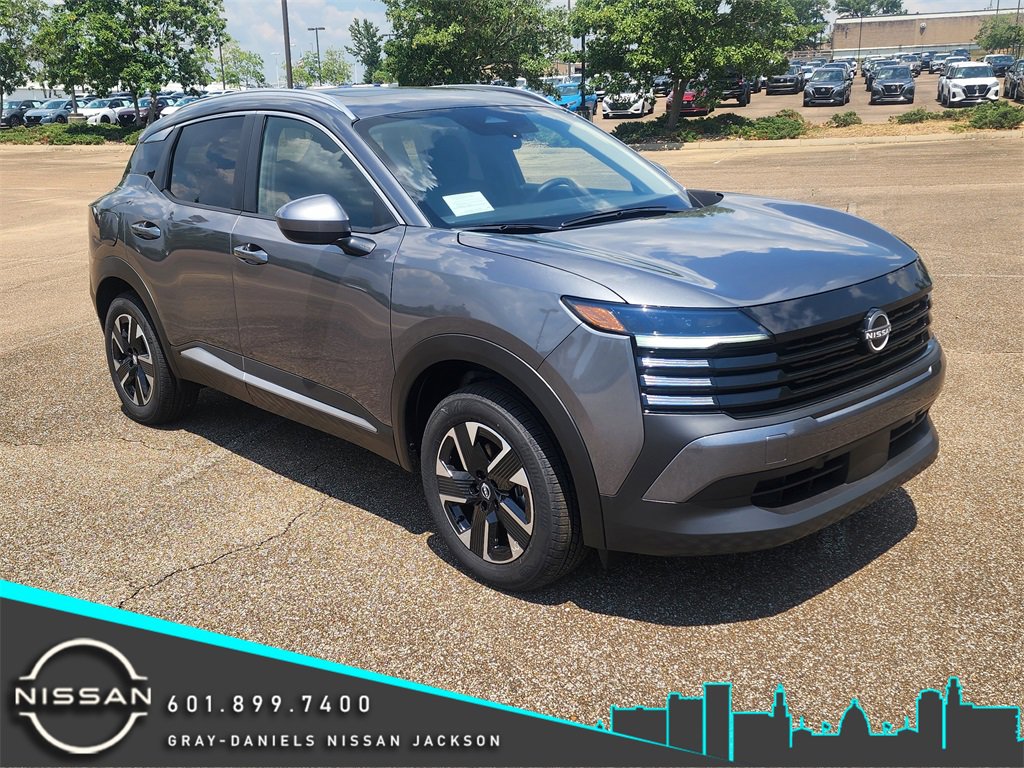 New 2025 Nissan Kicks SV w/ SV Premium Package