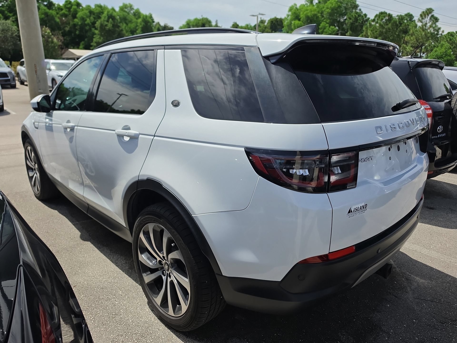 Used 2022 Land Rover Discovery Sport SE AWD/4WD image 4