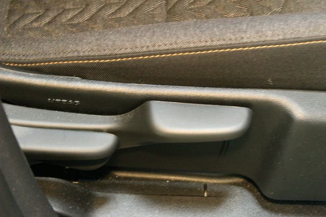 Used 2024 Chevrolet Equinox LT w/ LPO, Floor Liner Package FWD image 12