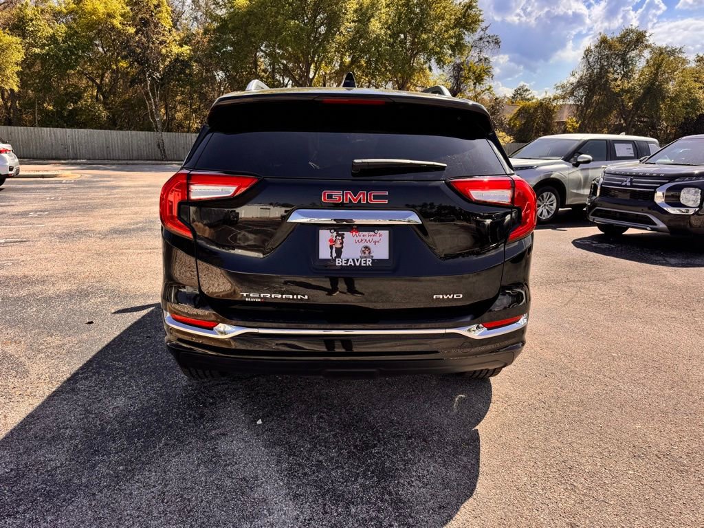 Used 2023 GMC Terrain Denali image 8