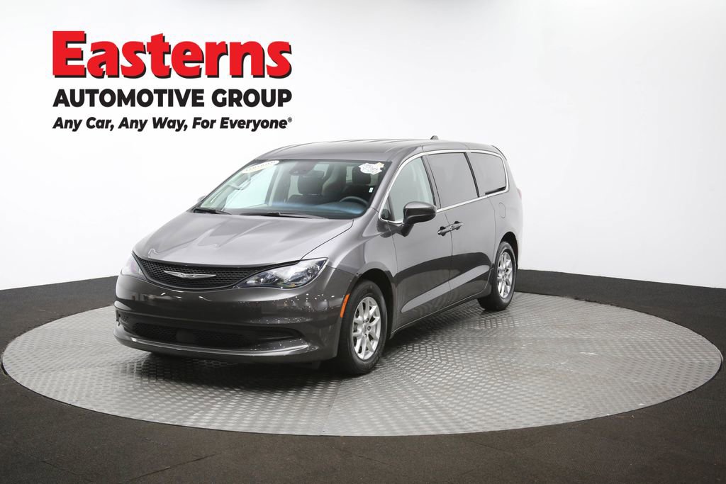 Used 2023 Chrysler Voyager LX image 55
