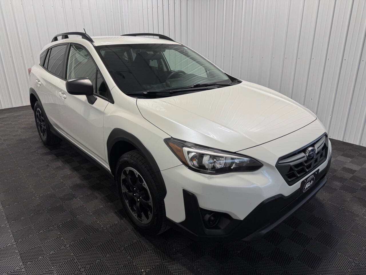 Used 2022 Subaru Crosstrek 2.0i AWD/4WD image 2