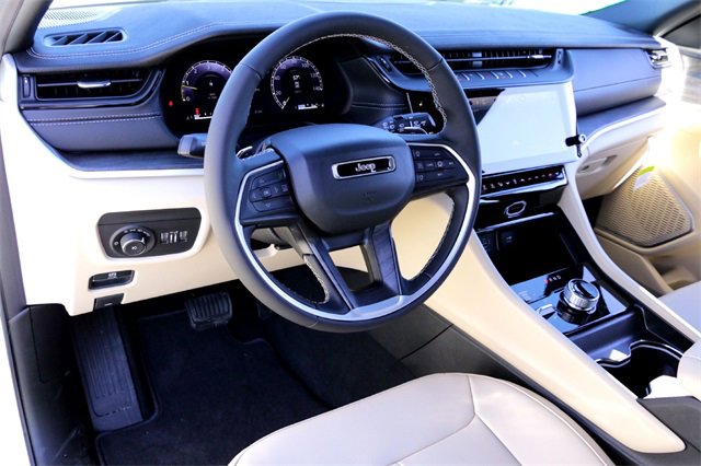 New 2026 Jeep Grand Cherokee L Limited image 8