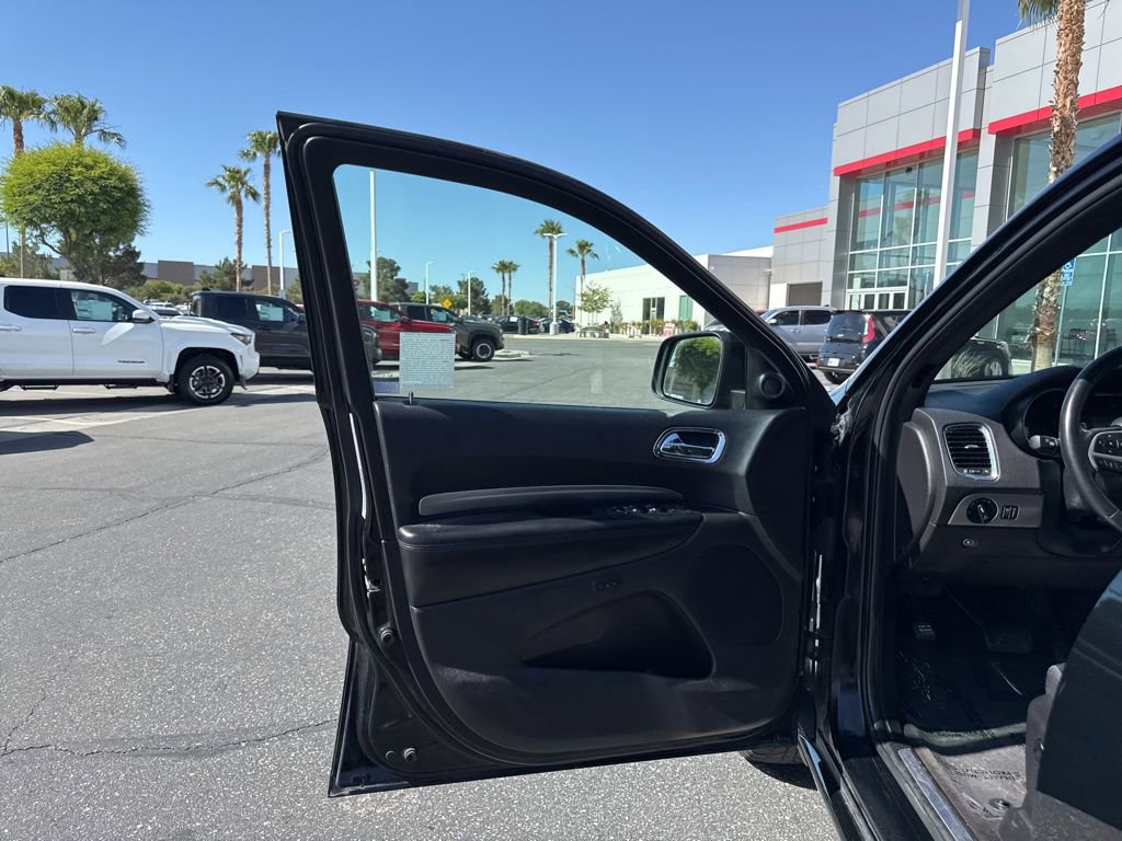 Used 2017 Dodge Durango GT w/ Blacktop Package RWD image 10