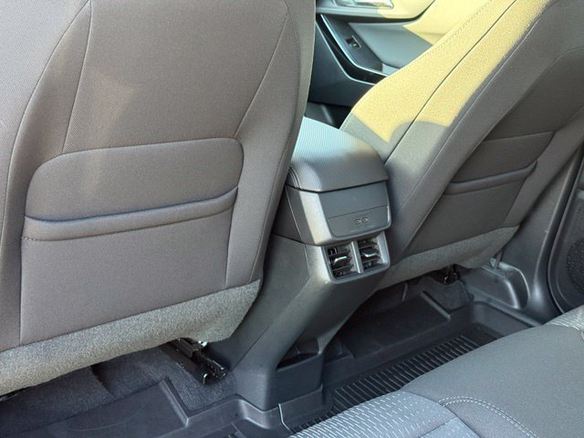 Used 2026 Chevrolet Equinox LT w/ LPO, Floor Liner Package FWD image 28